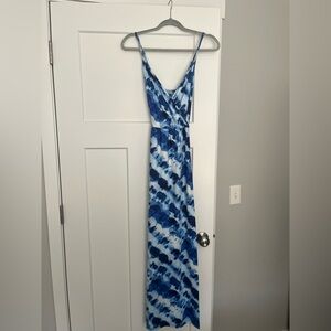 Blue Tie-Dye Maxi Dress